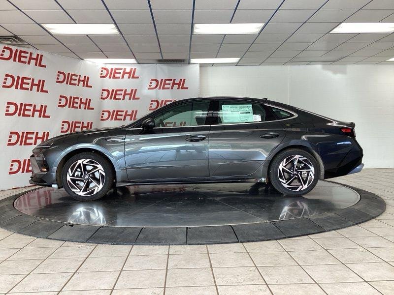New 2026 Gray Hyundai SEL Sport image 4
