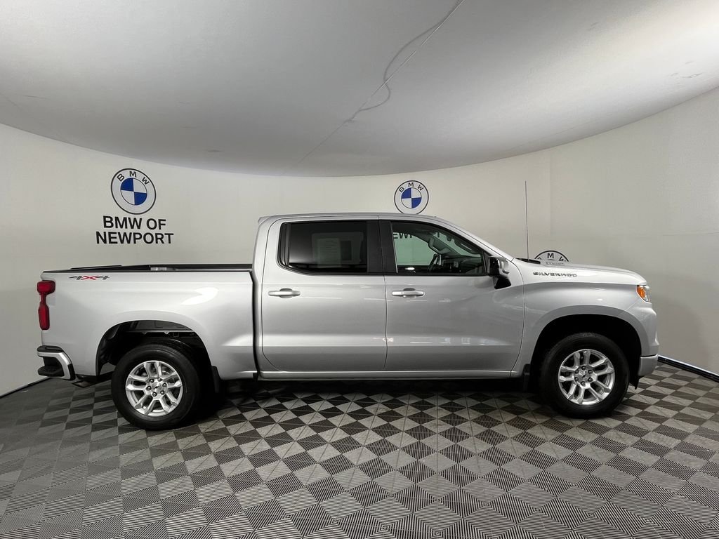 Used 2022 Silver Chevrolet RST image 7