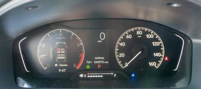 Used 2024  Honda Sport image 17