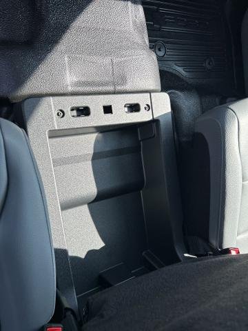 New 2026 Oxford White Ford XL image 79