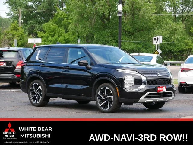 2024 Mitsubishi Outlander SE S-AWC's photo