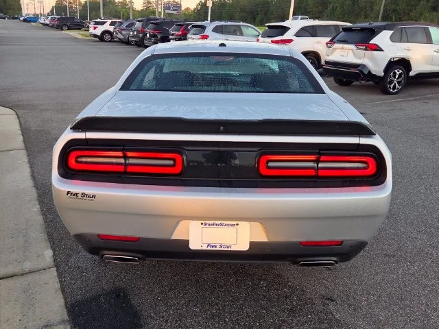 Used 2022  Dodge GT image 12