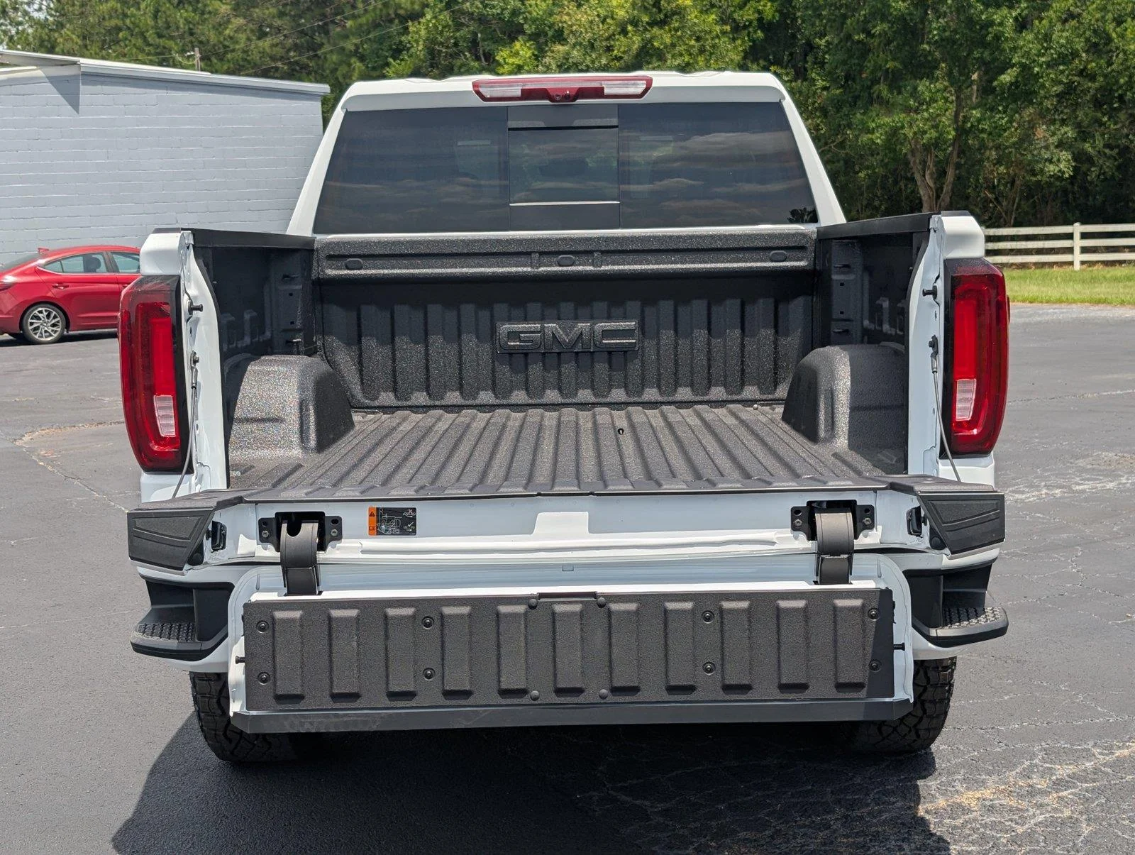 2026 GMC Sierra 1500 AT4 - Photo 6