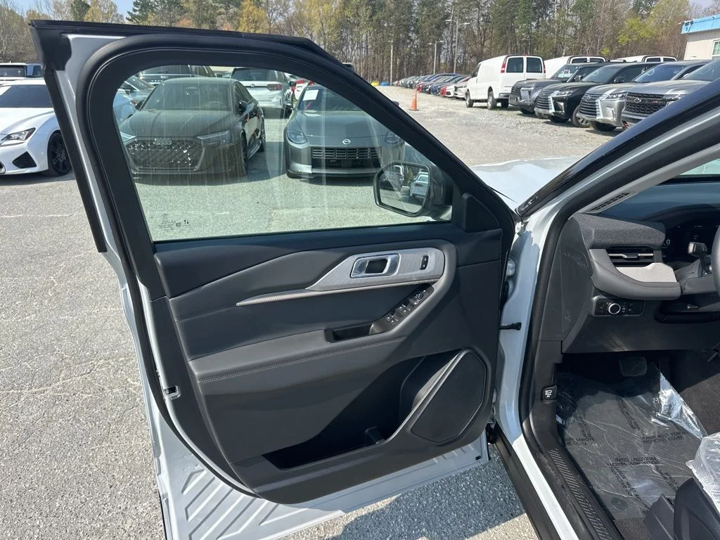 Used 2026 White Ford Active image 24