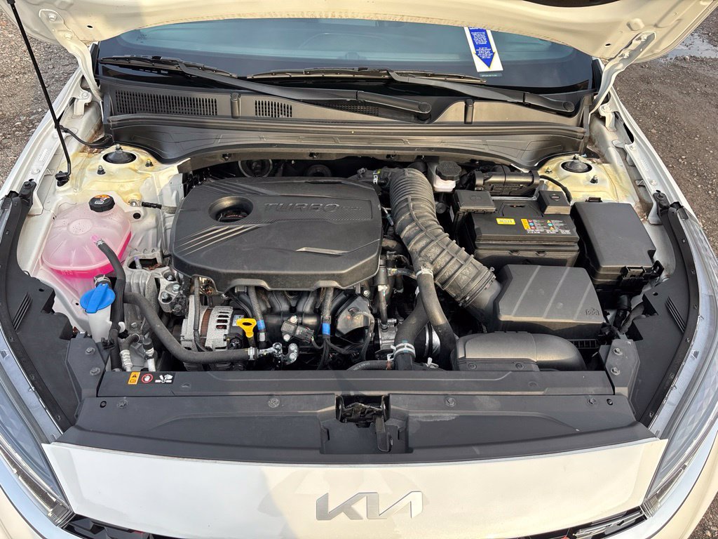Used 2024 White Kia GT image 26