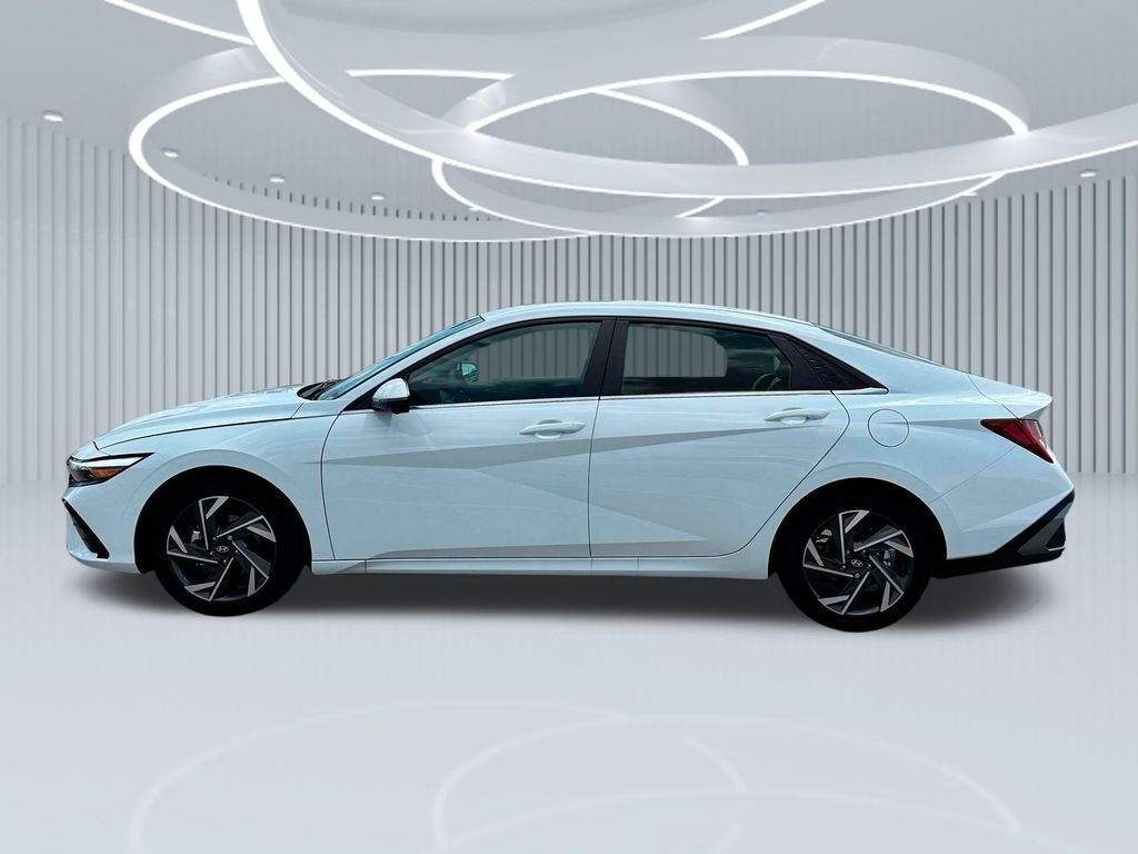 New 2025 White Hyundai Limited image 22