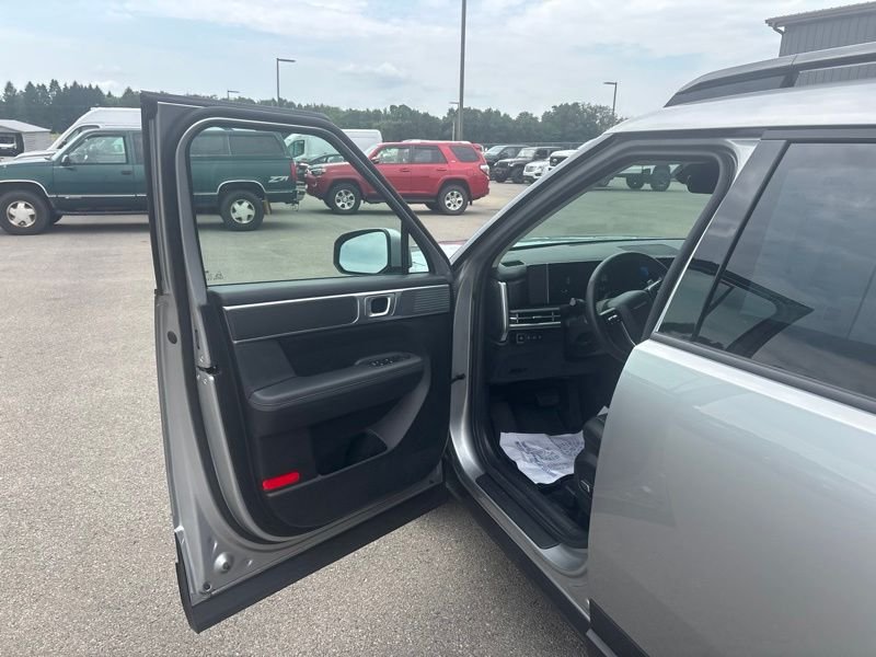 Used 2024 Silver Hyundai SEL image 23
