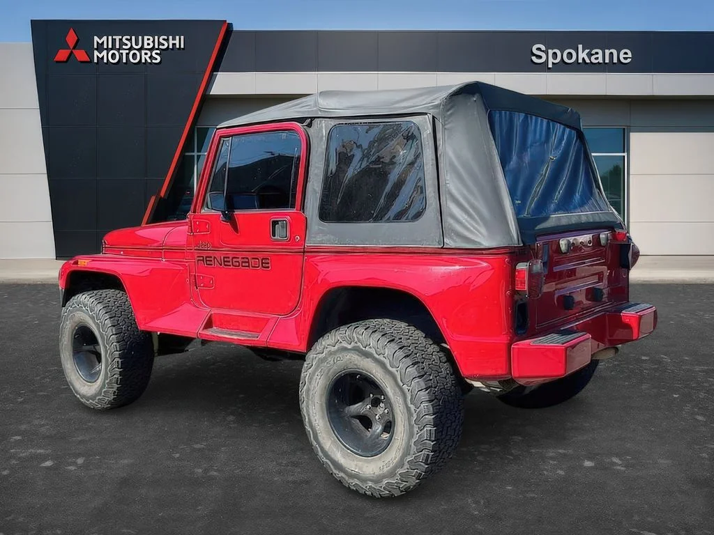 Used 1992 Red Jeep Renegade image 3