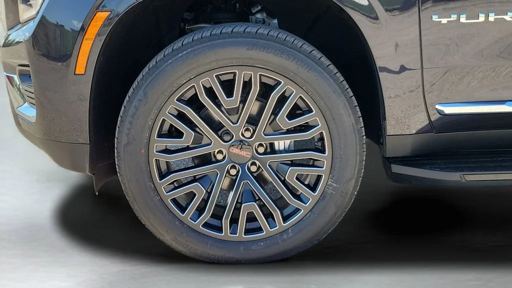New 2026 Titanium Rush Metallic GMC Elevation image 13