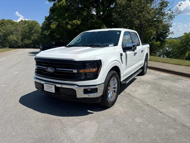 Used 2024 White Ford XLT image 3