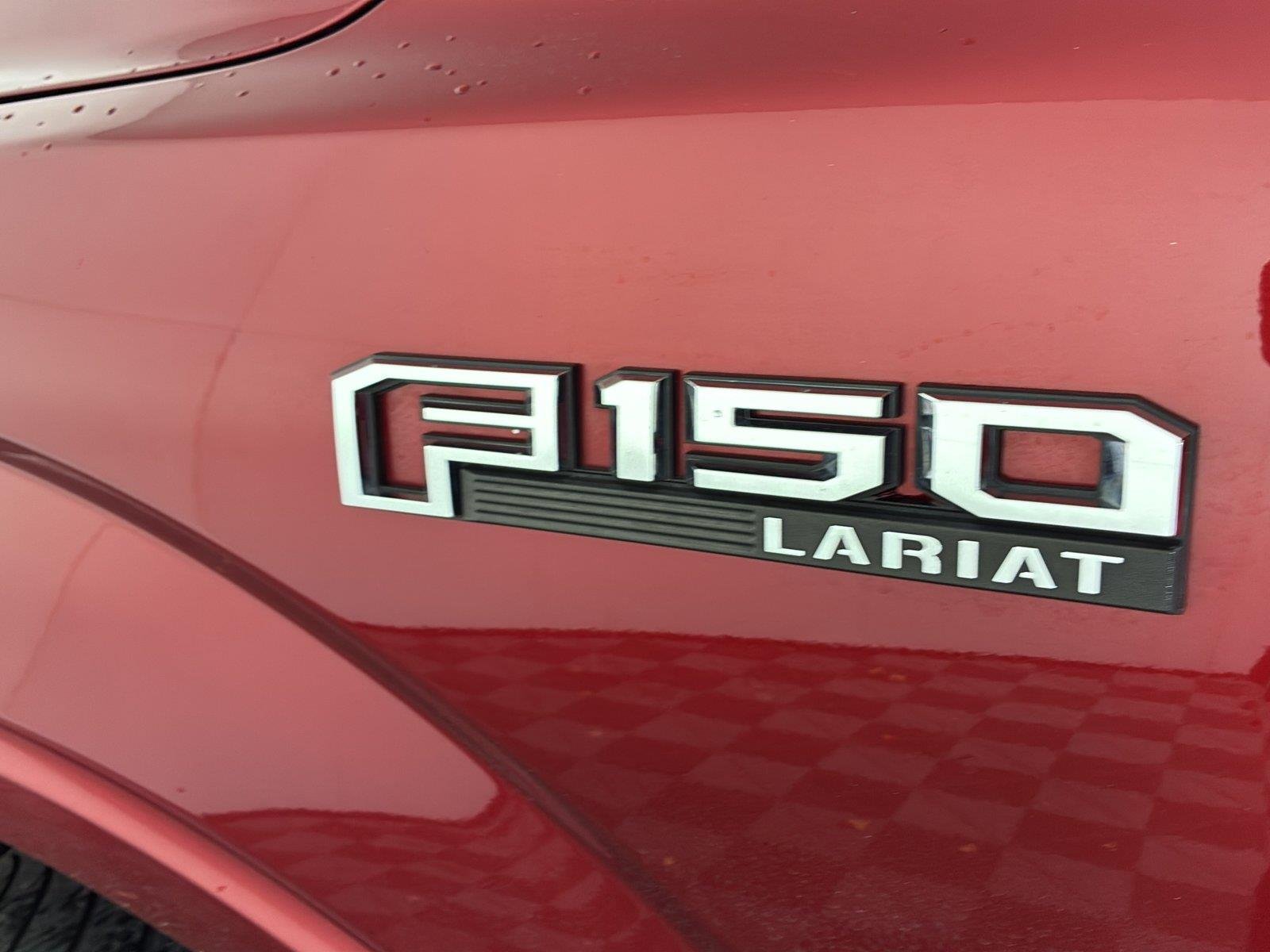 Used 2019 Ruby Red Metallic Tinted Clearcoat Ford LARIAT image 11