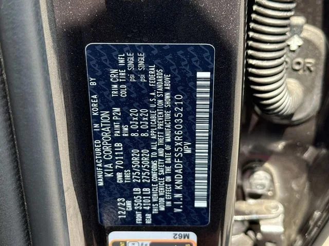 Used 2024  Kia Land image 30