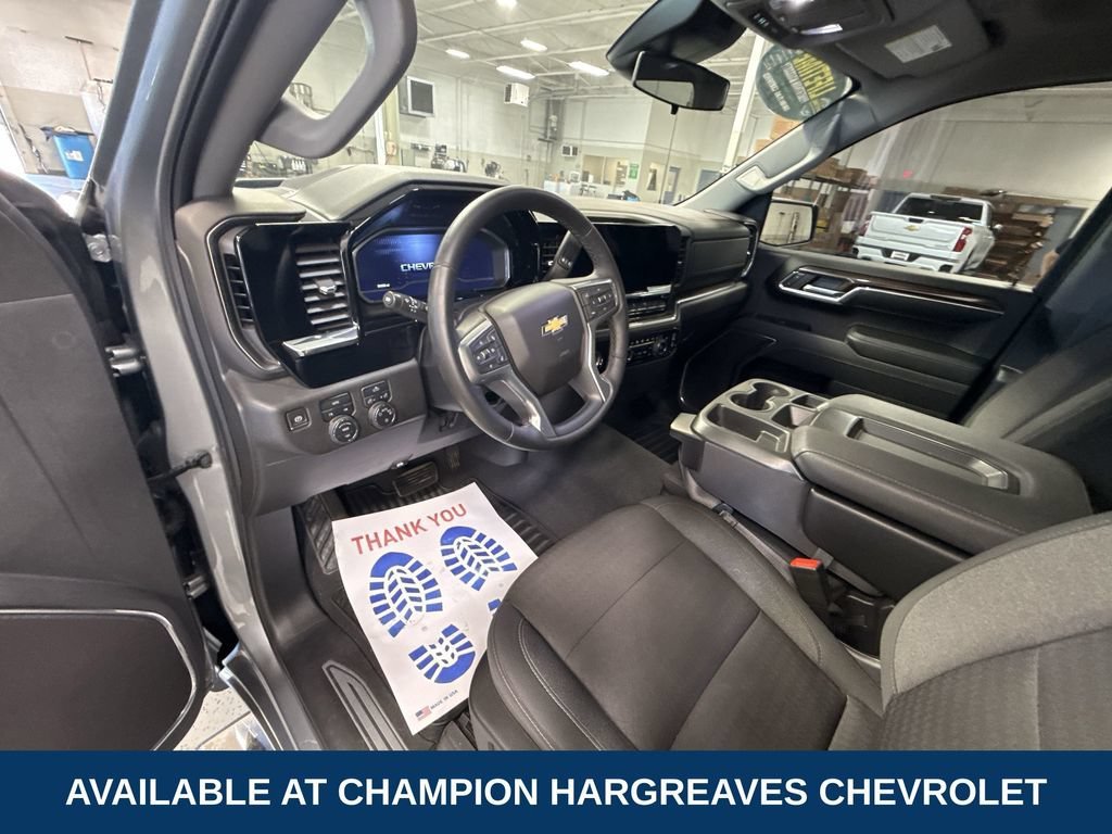 2023 Chevrolet Silverado 1500 LT - Photo 13