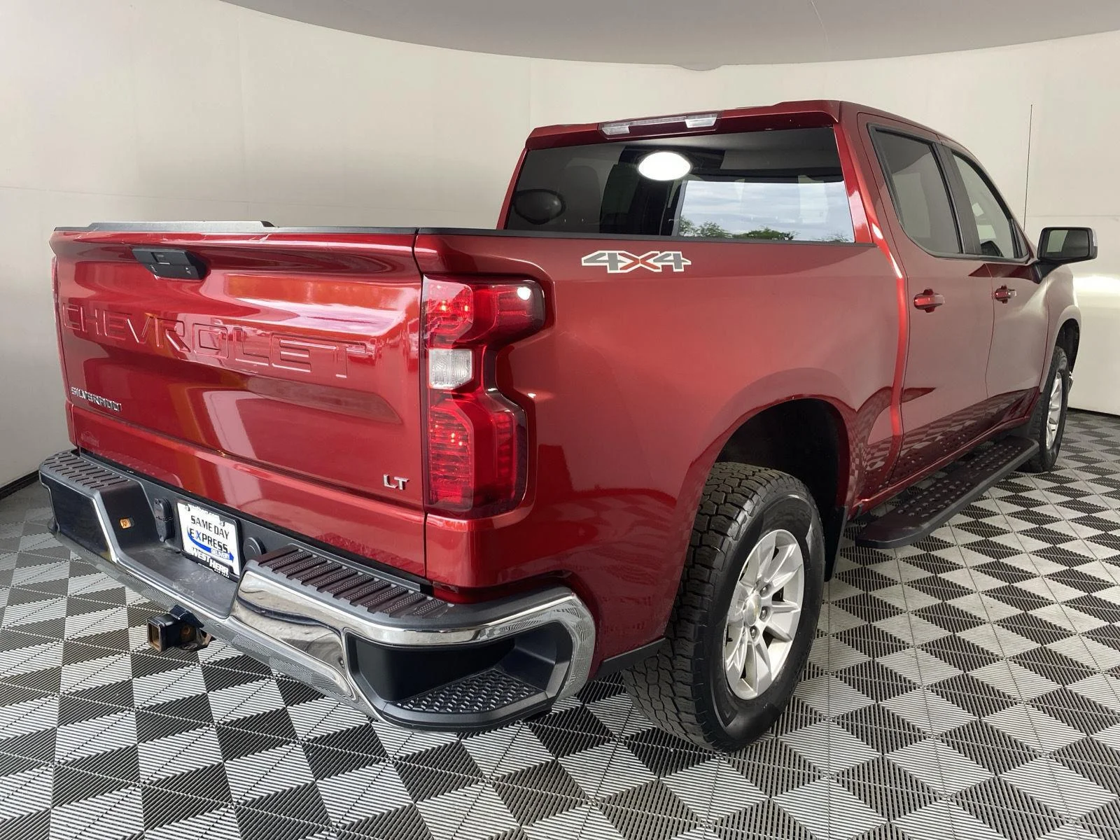 Used 2021 Cherry Red Tintcoat Chevrolet LT image 7