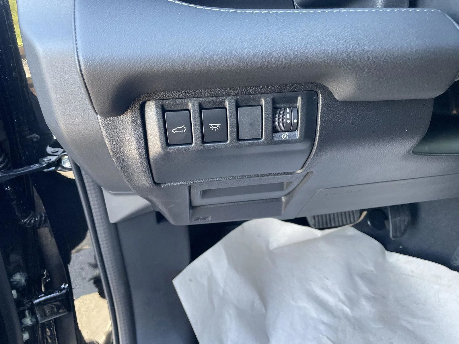 New 2026 Crystal Black Silica Subaru Touring image 12