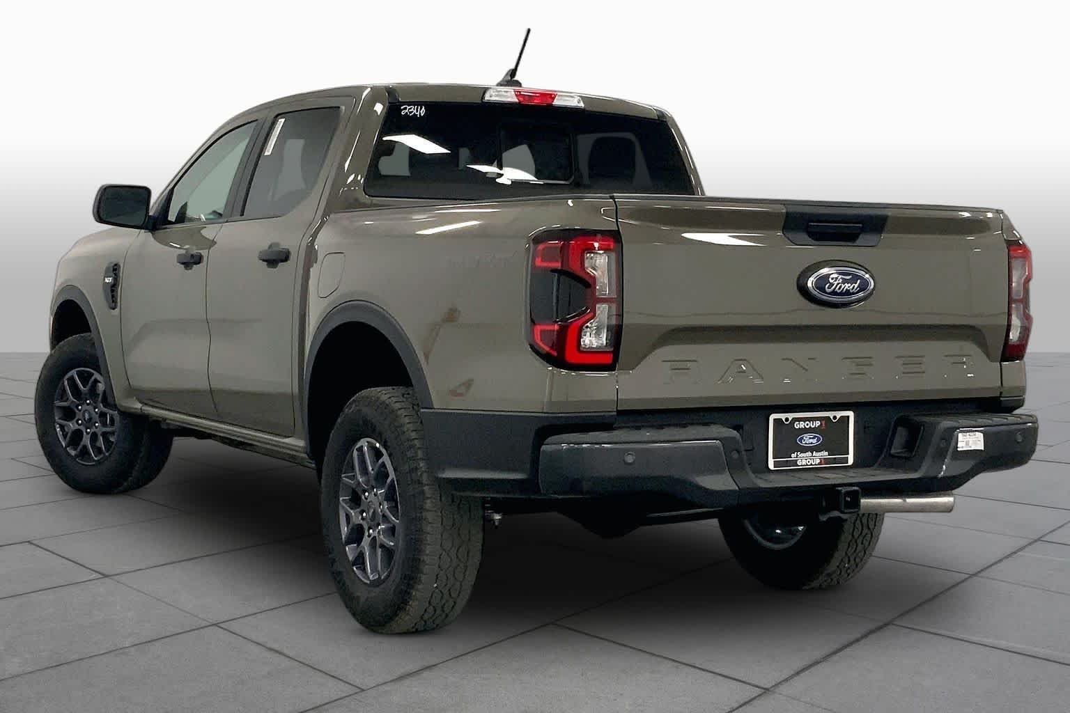 New 2026 Marsh Gray Ford XLT image 11