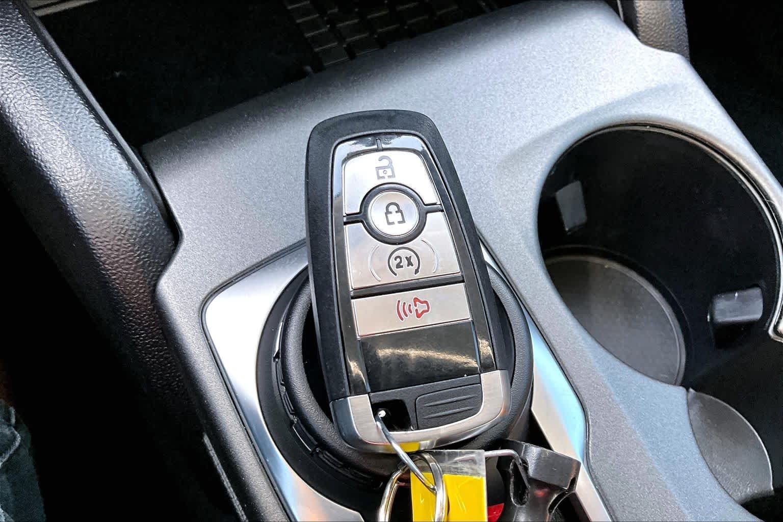 Used 2025 Desert Sand Ford Outer Banks image 15