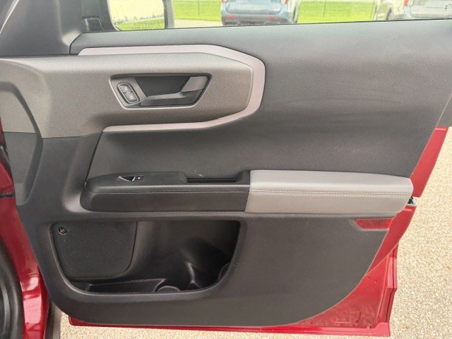 Used 2025 Ruby Red Metallic Ford Badlands image 30
