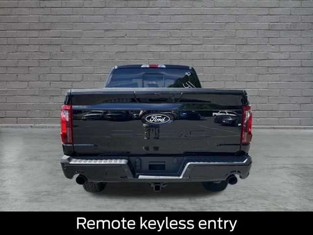 New 2026 Agate Black Metallic Ford XLT image 7