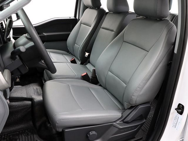 New 2026 Oxford White Ford F-450® XL image 9