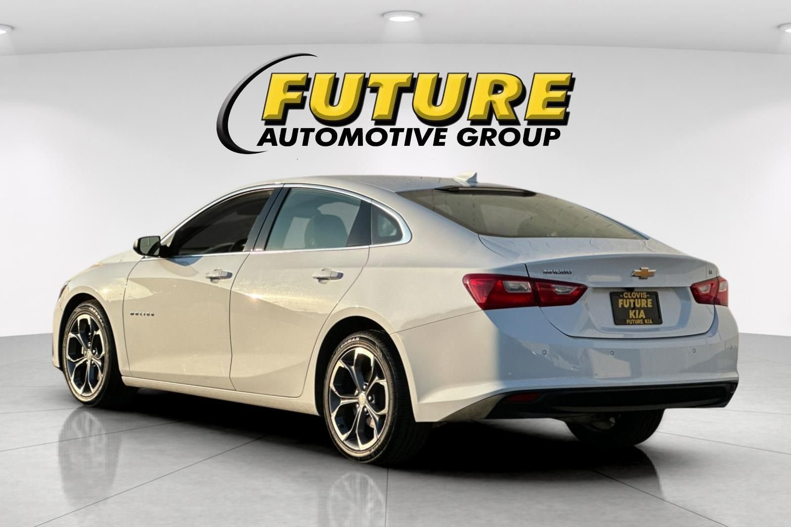 Used 2024 White Chevrolet LT image 5