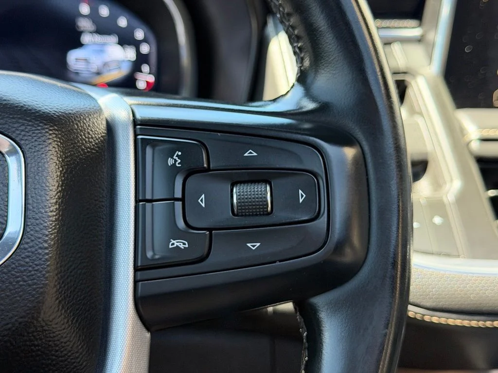 Used 2023 Gray GMC SLT image 19