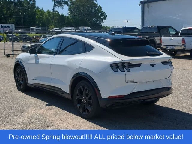 Used 2023 White Ford Premium image 11
