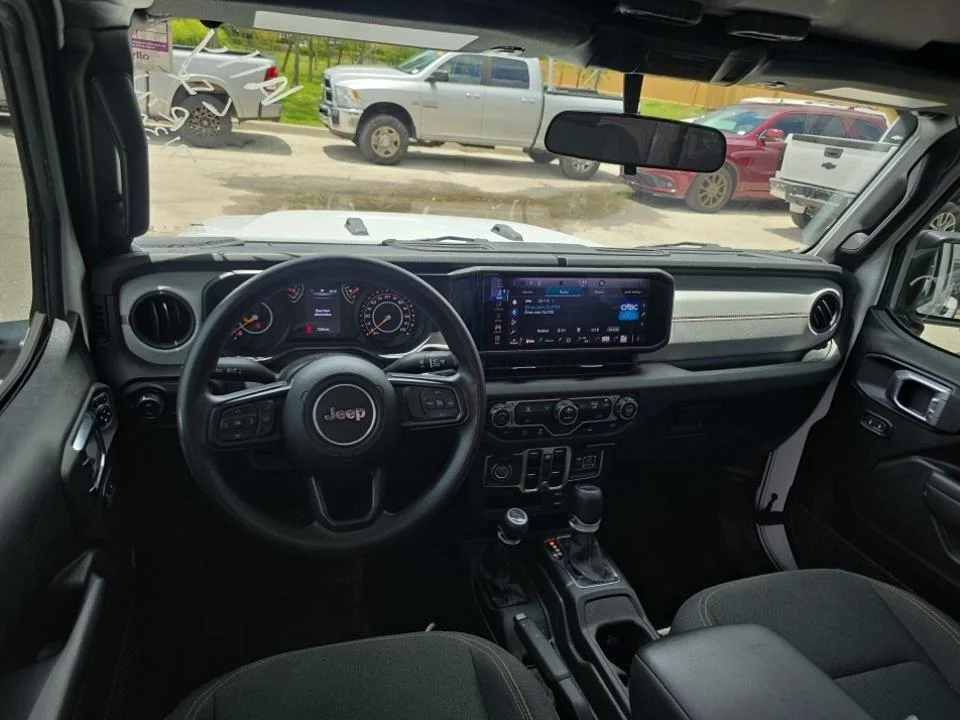 Used 2025 Bright White Clearcoat Jeep Nighthawk image 5