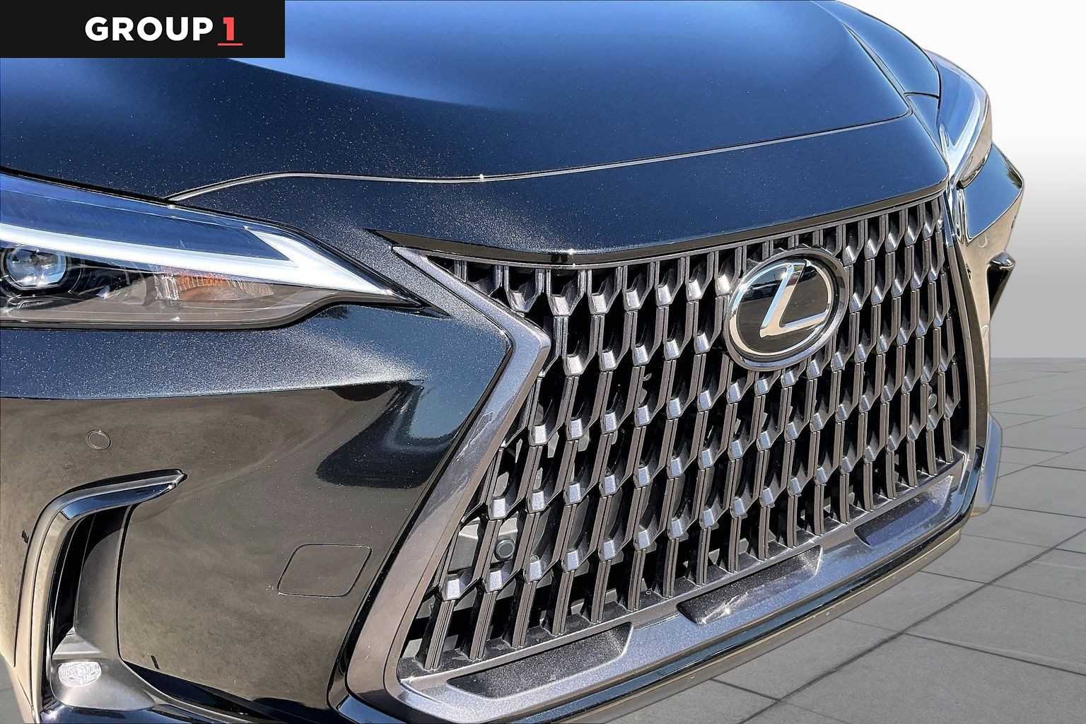 Used 2026 GRAPHITE BLACK GF. Lexus Premium image 27