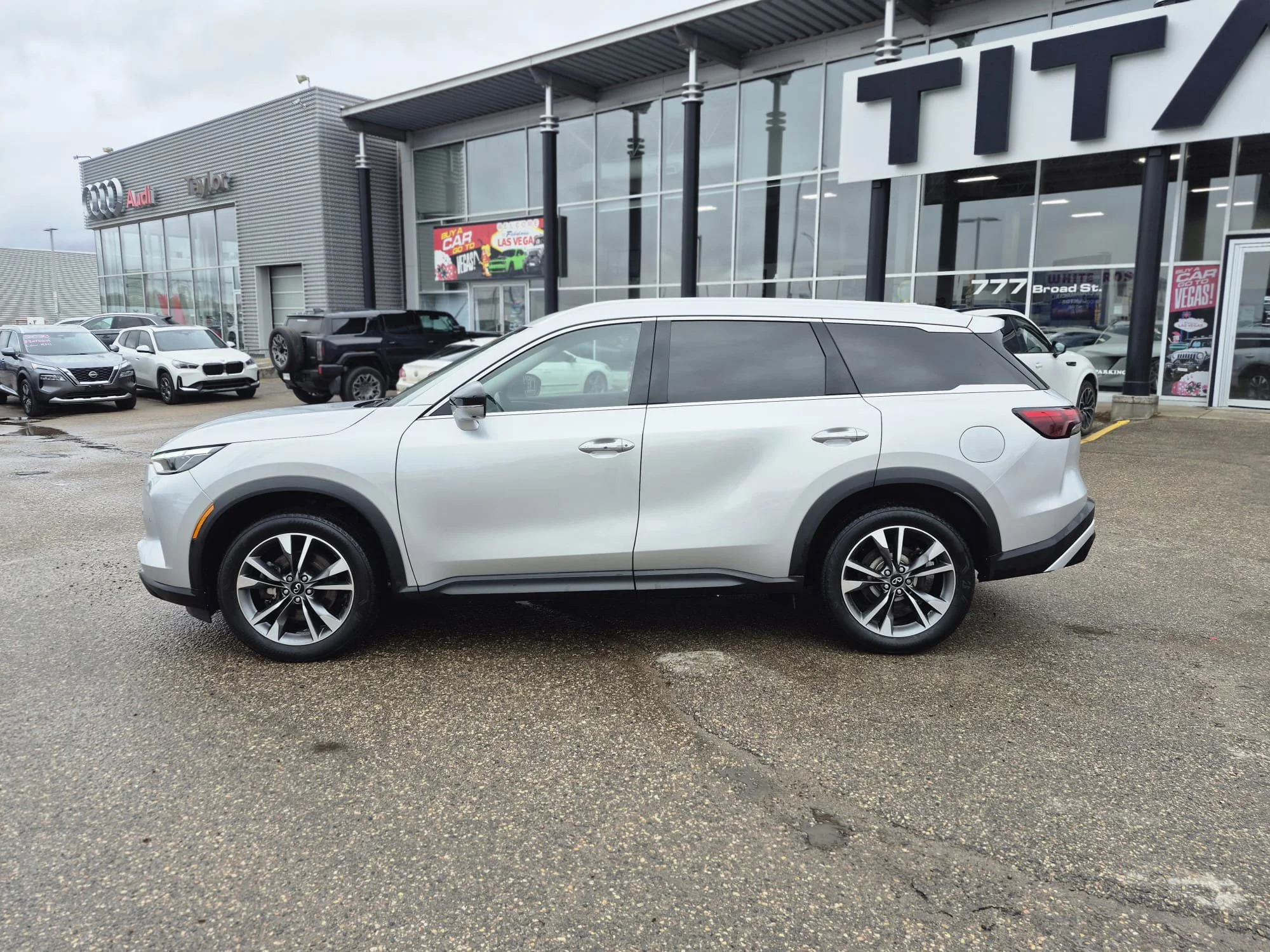 Certified Used 2023 Liquid Platinum Metallic INFINITI Luxe AWD*7 Pass | Adapt Cruise | Remote Start | Nav | 360 Cam | Htd Leather | Pano Roof | Htd Wheel image 12