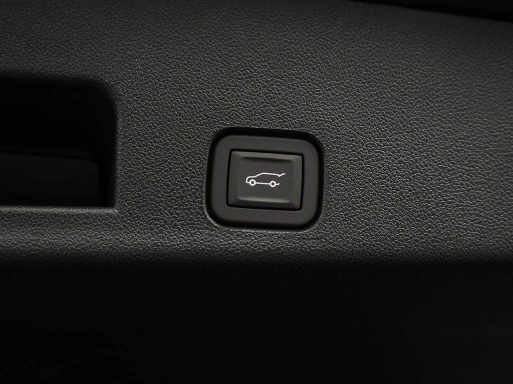 2026 Chevrolet Traverse LT - Photo 8