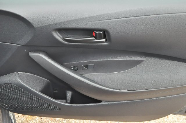 Certified Used 2025  Toyota LE image 23