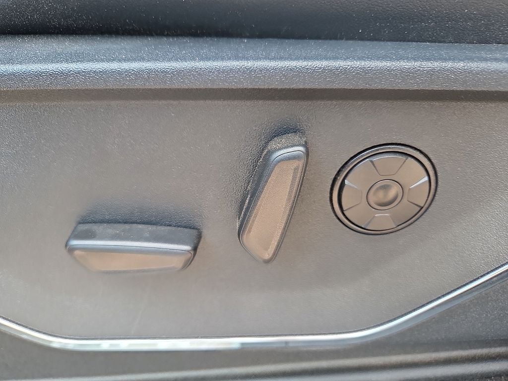 2026 Ford F-350 Super Duty Platinum - Photo 19