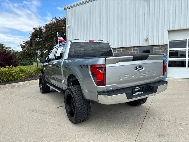 Certified Used 2025 Iconic Silver Metallic Ford XLT image 9