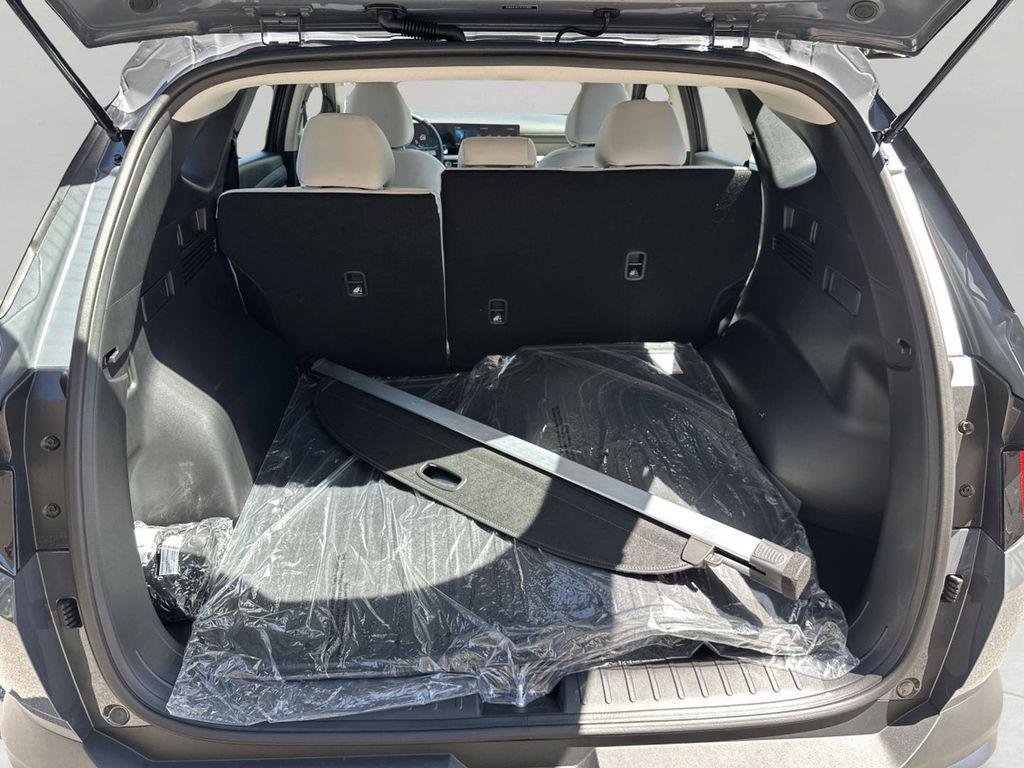 New 2026 Ecotronic Gray Hyundai SE FWD image 23