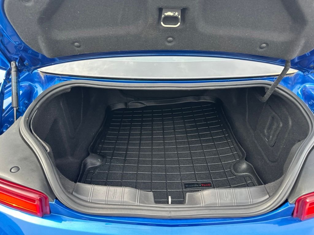 Used 2018 Blue Chevrolet 2LT image 7