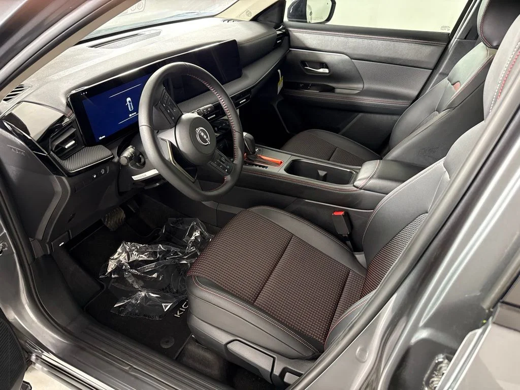 2026 Nissan KICKS SR - Photo 26