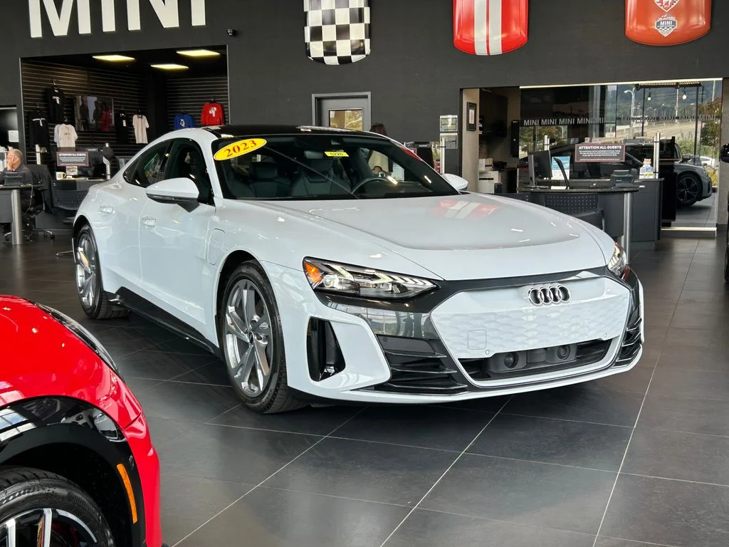 2023 Audi e-tron GT Premium Plus - Photo 7