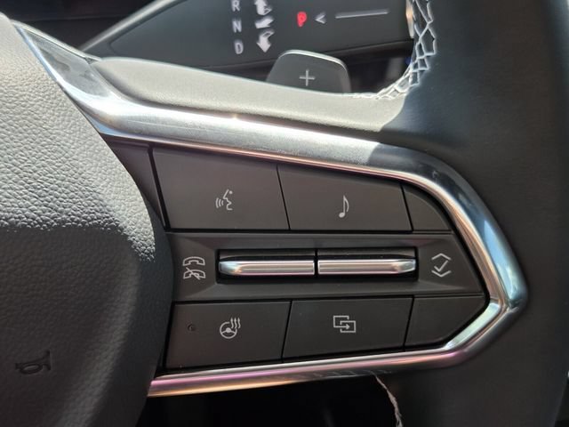 2027 Chevrolet Traverse LT - Photo 17