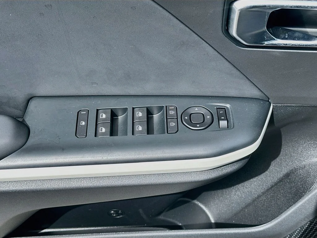 New 2026 Interstellar Gray Kia GT-Line image 17