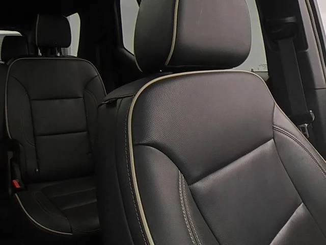 Used 2023 Gray Chevrolet Premier image 33