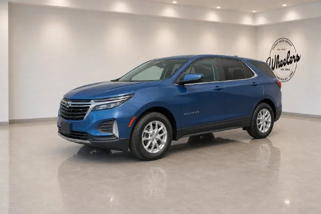 Used 2024 Lakeshore Blue Metallic Chevrolet LT image 1