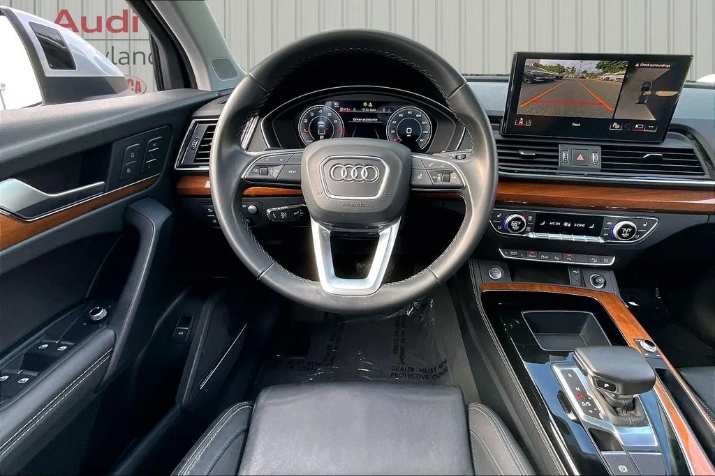 Used 2023 White Audi 45 S line Prestige image 8