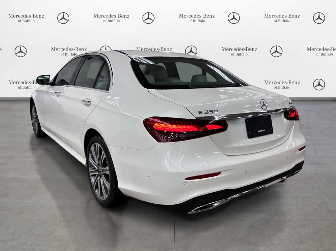 Used 2022 MANUFAKTUR Diamond White Mercedes-Benz E 350 image 7