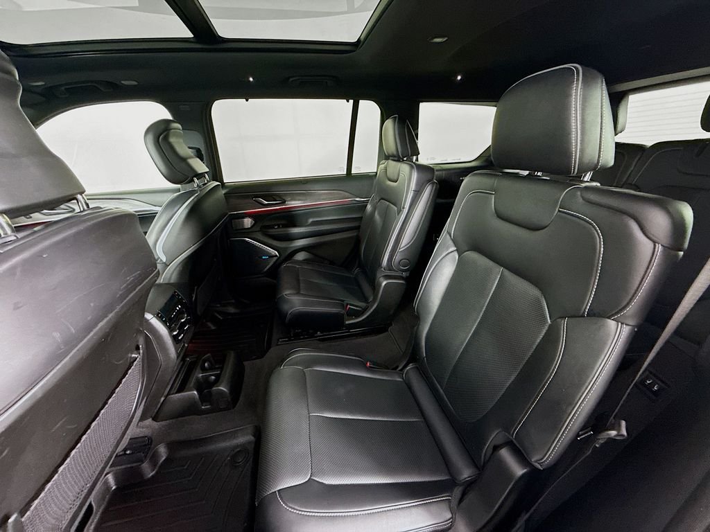 Used 2021 Black Jeep Overland image 26