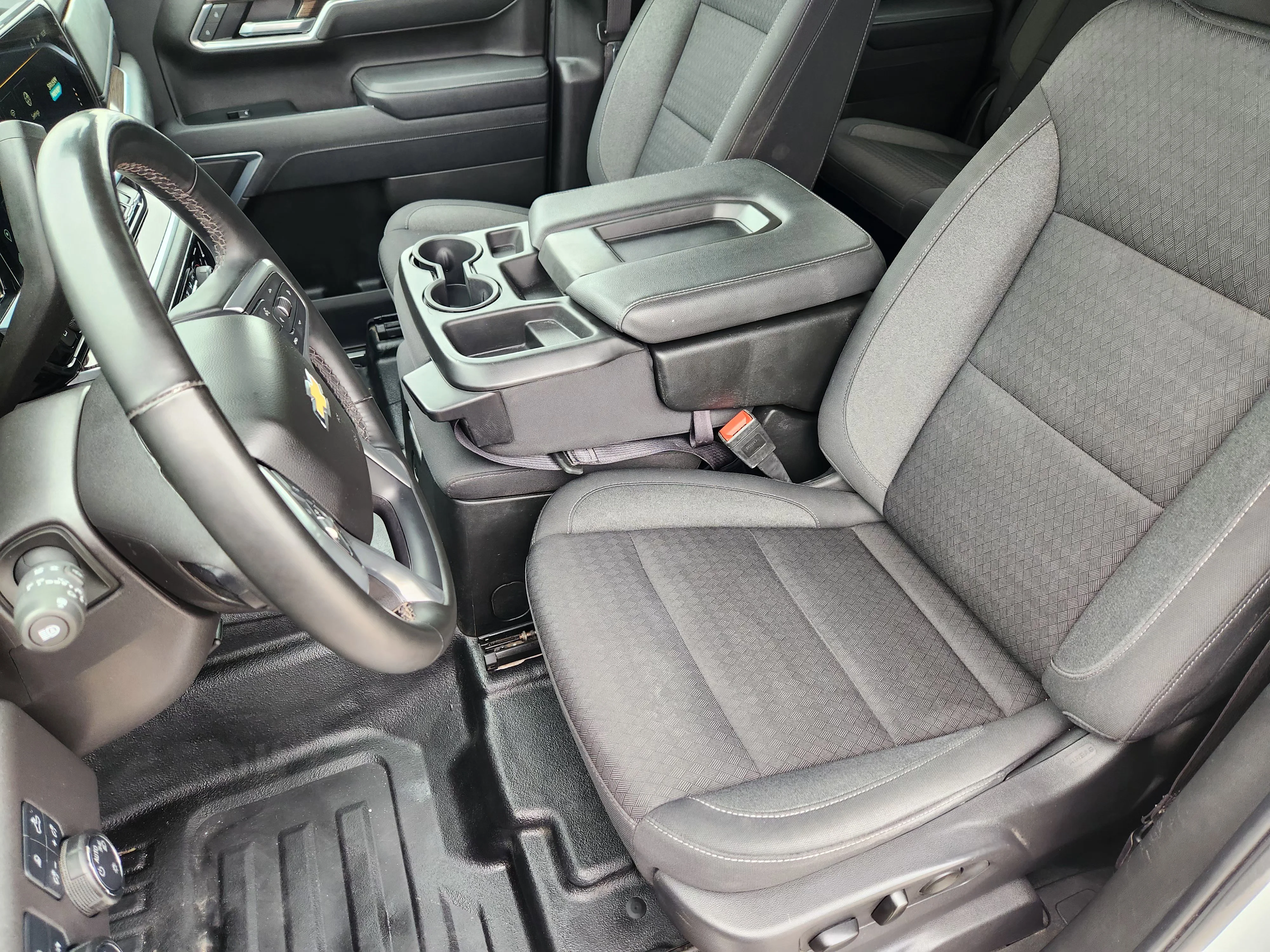 Used 2025 Summit White Chevrolet LT LT1 image 14