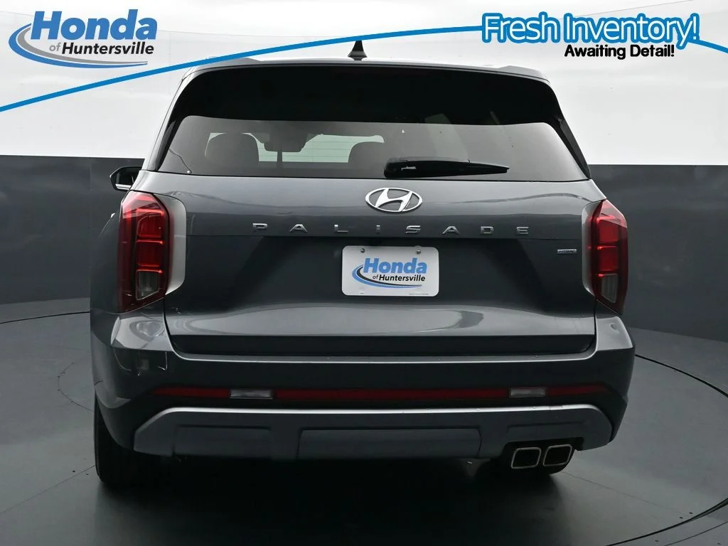Used 2025 Graphite Hyundai SEL image 8