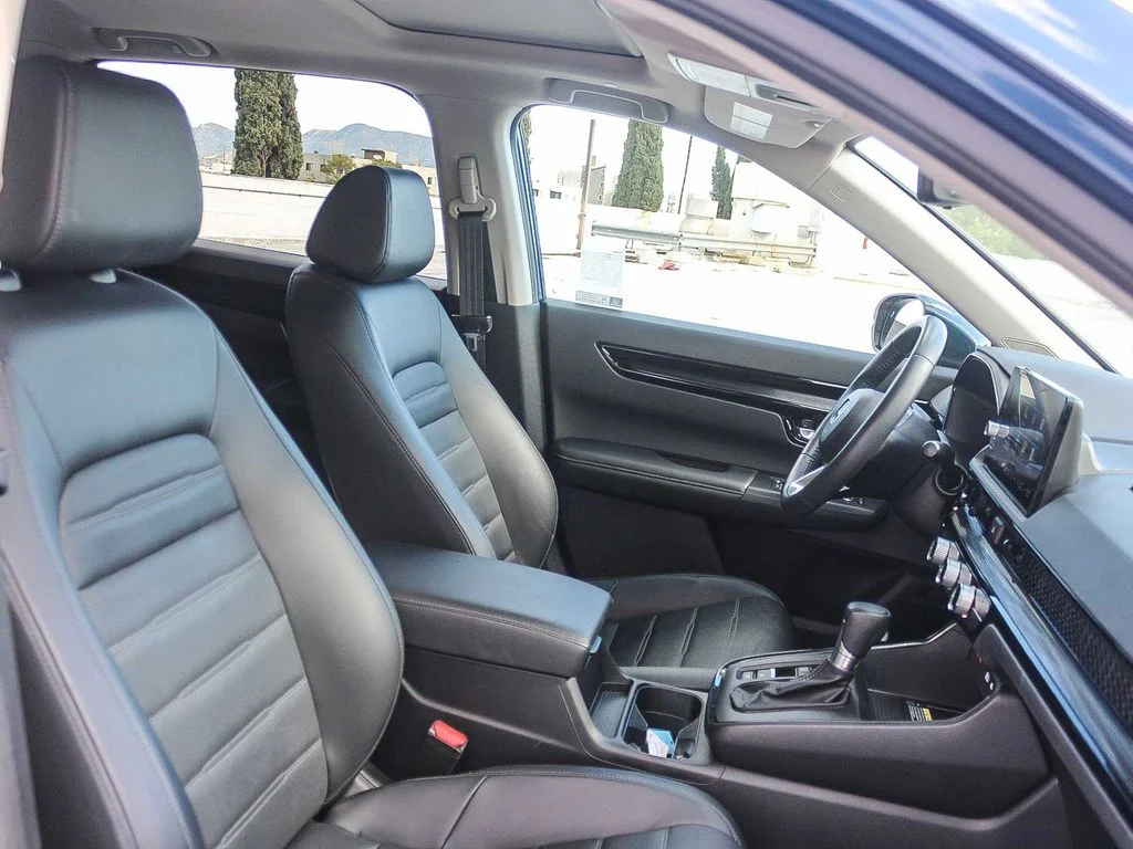 Certified Used 2024 Canyon River Blue Metallic Honda EX-L image 17