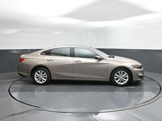 Used 2023 Gray Chevrolet LT image 15