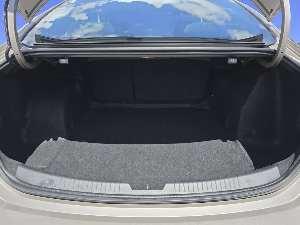 2025 Chevrolet Malibu 1LT - Photo 32